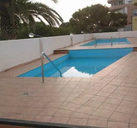 Beach Palace Apartment *